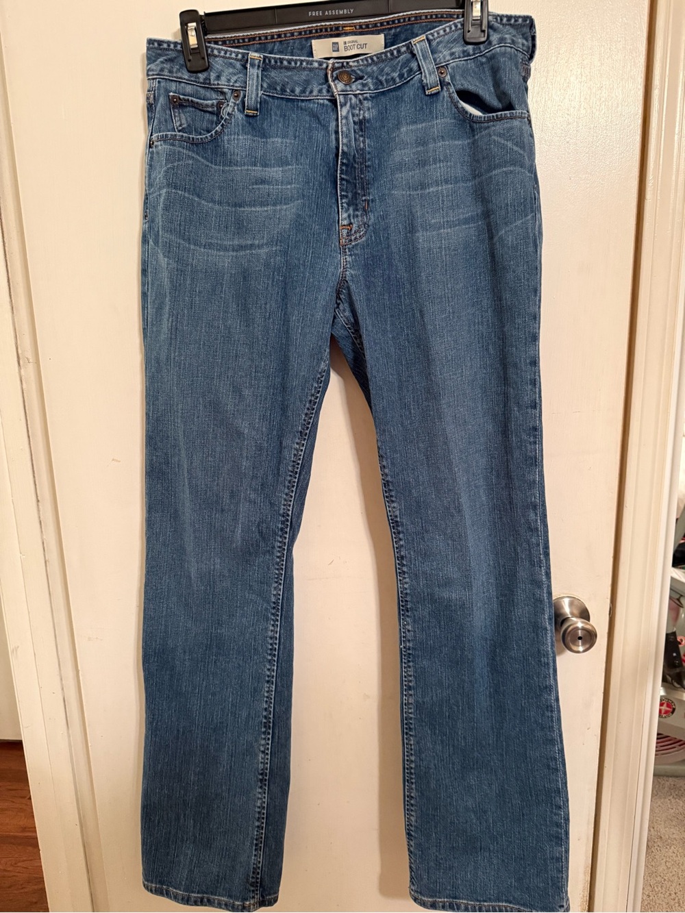 GAP Women's Boot-Cut Jeans in Medium Blue Denim-16Long